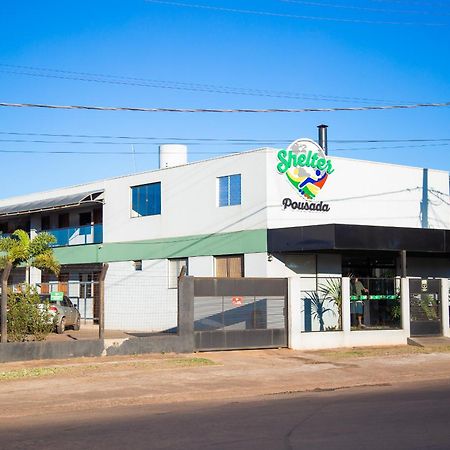 Shelter Hostel E Pousada Понта-Поран Екстер'єр фото